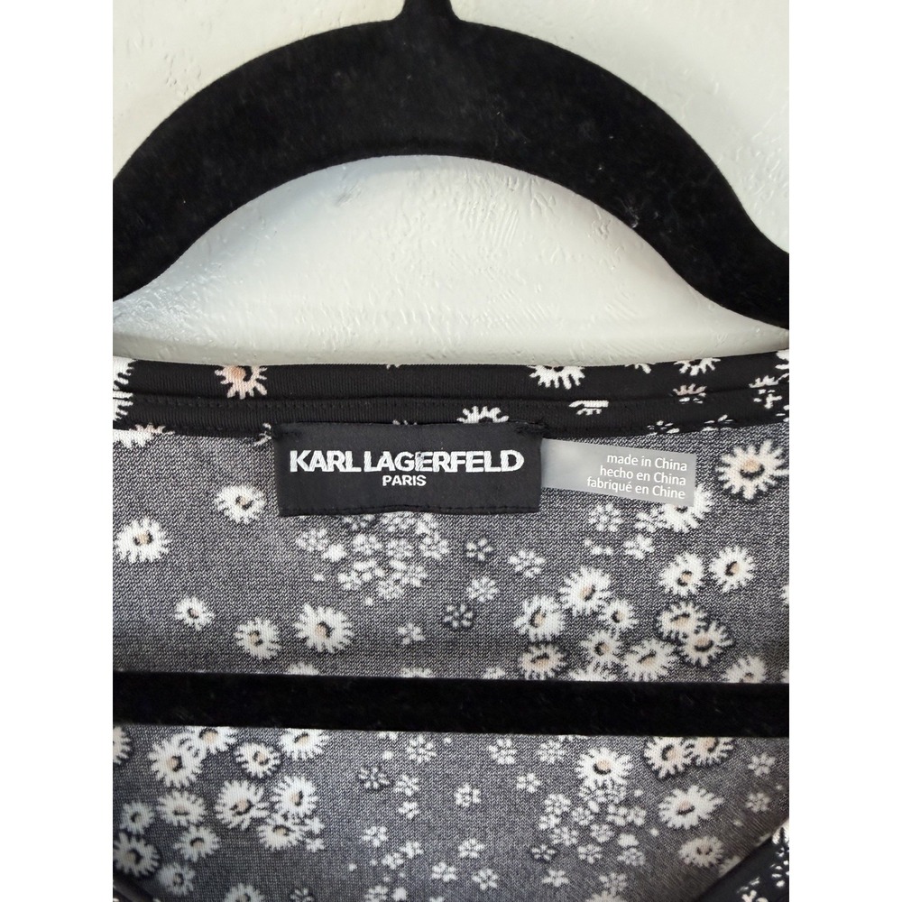 Karl Lagerfield Pullover Top W V Neck And Covered Buttons No Size Tag See Pics - Picture 3 of 12